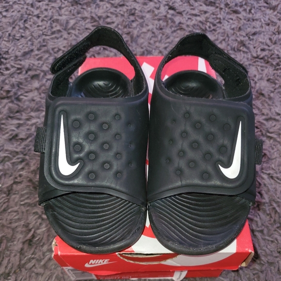 nike sandals 6c